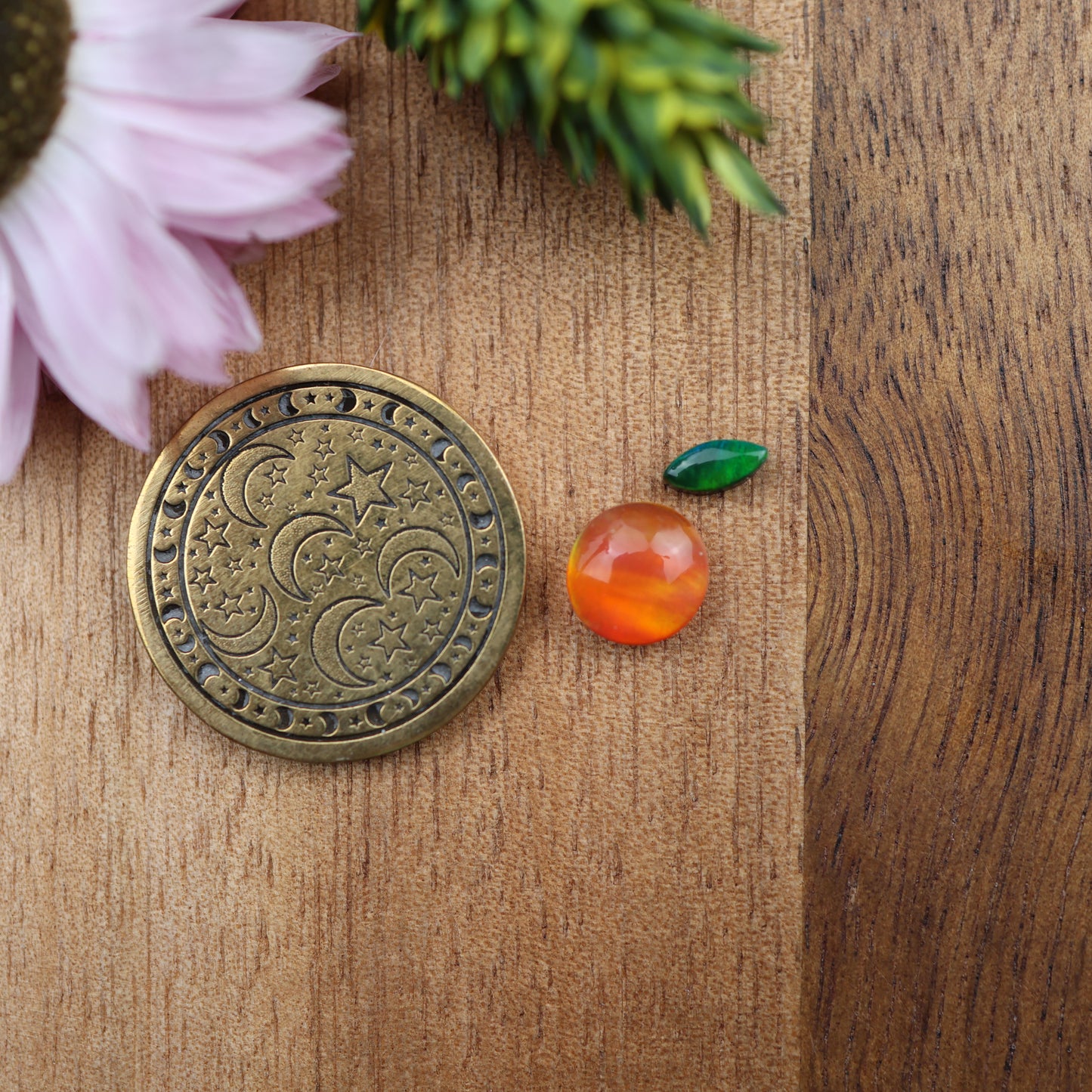 Aurora Opal Cabochon - approx. 7 x 7 x 3.3 mm