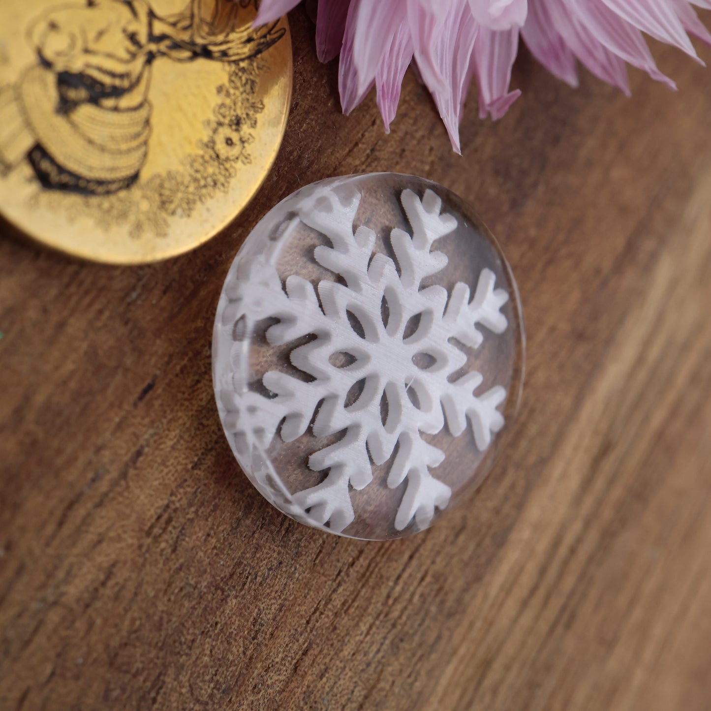 Engraved Acrylic Cabochon - approx. 20 x 20 x 5.7 mm