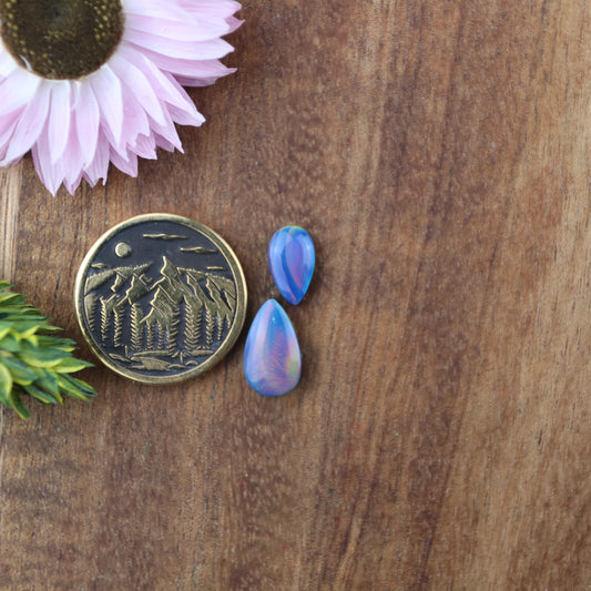 Aurora Opal Cabochon Set of 2 - Mixed Size