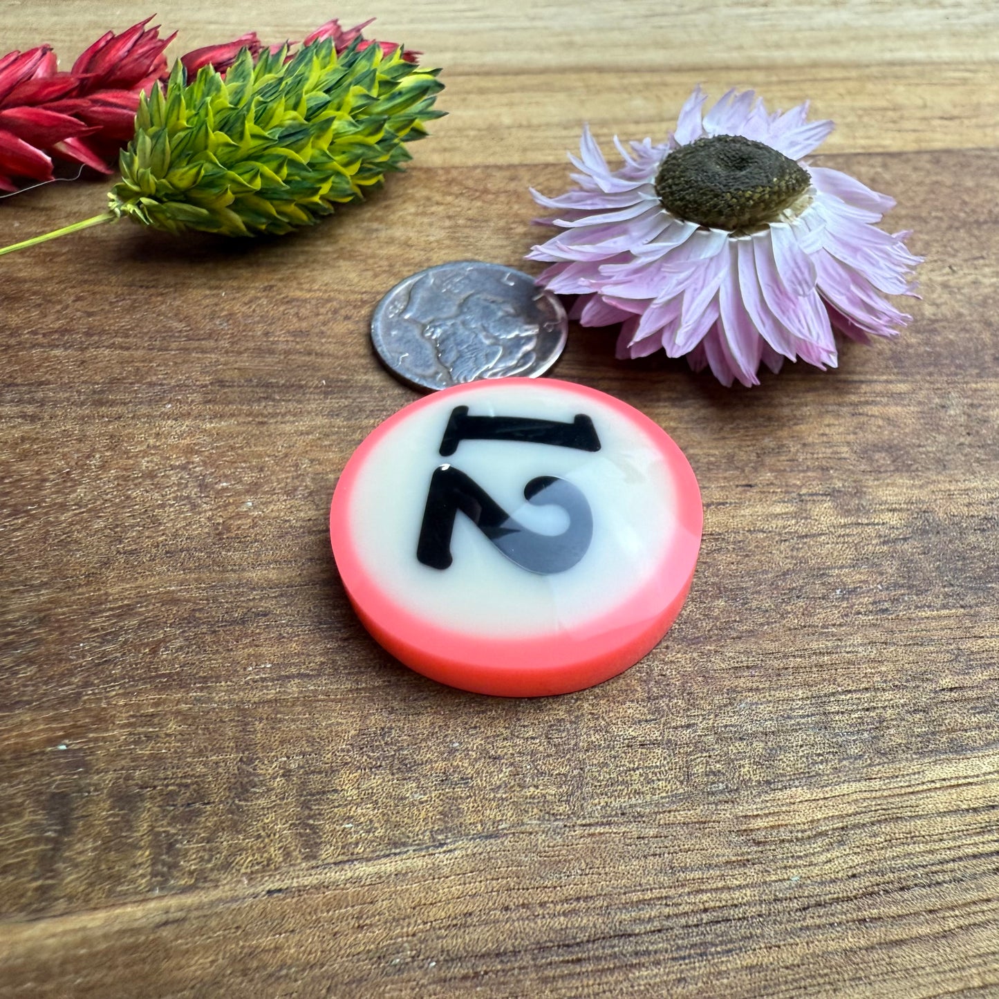 Pool Ball Cabochon - approx. 28 x 28 x 7.6 mm