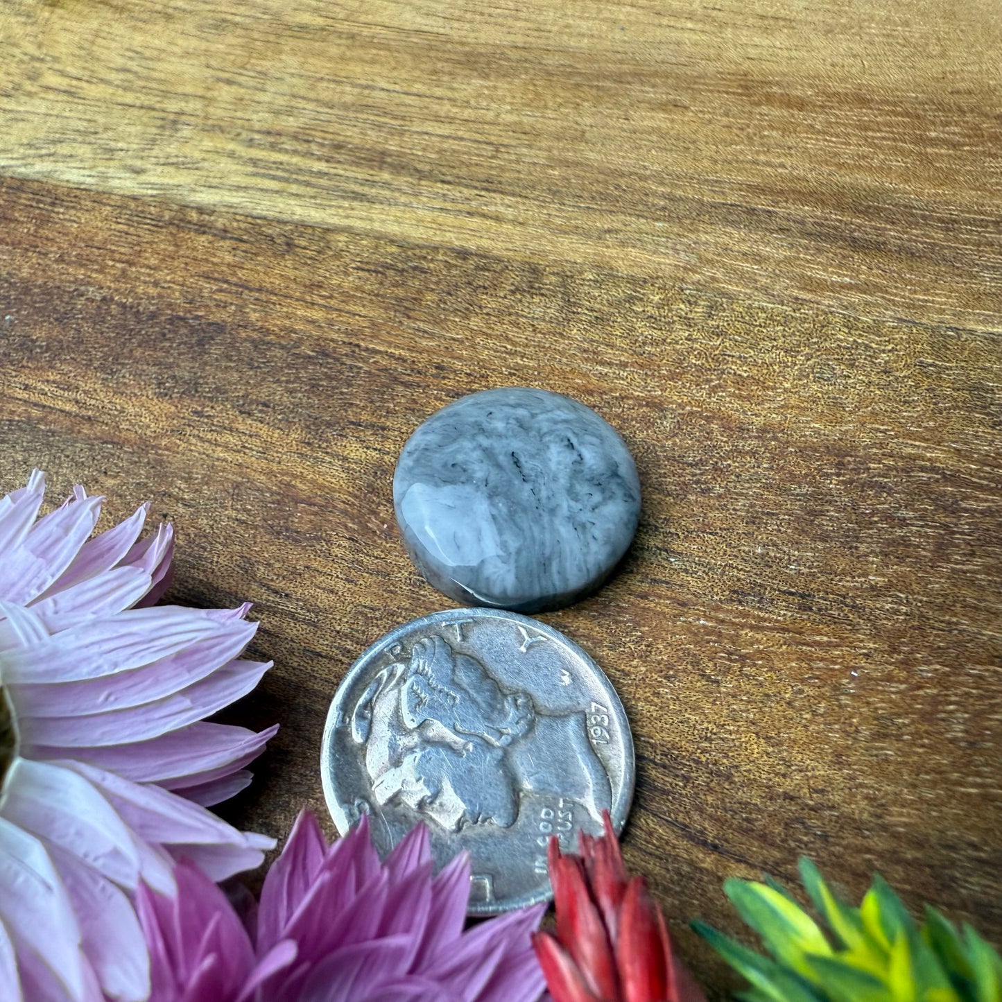 Pool Ball Core Cabochon - approx. 16 x 16 x 5 mm