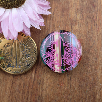 Californian Surfite & Engraved Acrylic Doublet Cabochon - approx. 19 x 19 x 5.6 mm