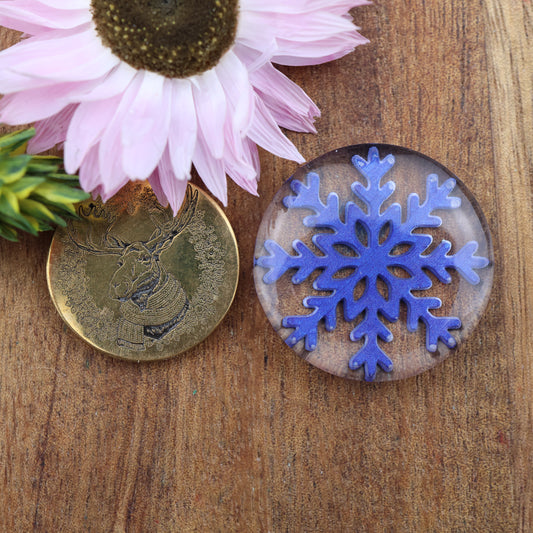 Engraved Acrylic Cabochon - approx. 25 x 25 x 5.9 mm