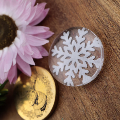 Engraved Acrylic Cabochon - approx. 19 x 19 x 5.7 mm