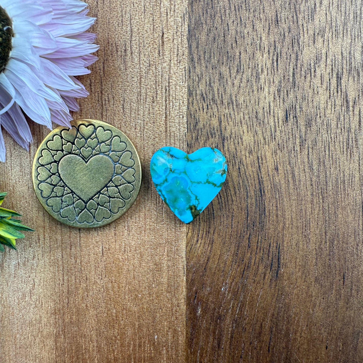Kingman Turquoise Cabochon - approx. 14 x 13 x 5 mm