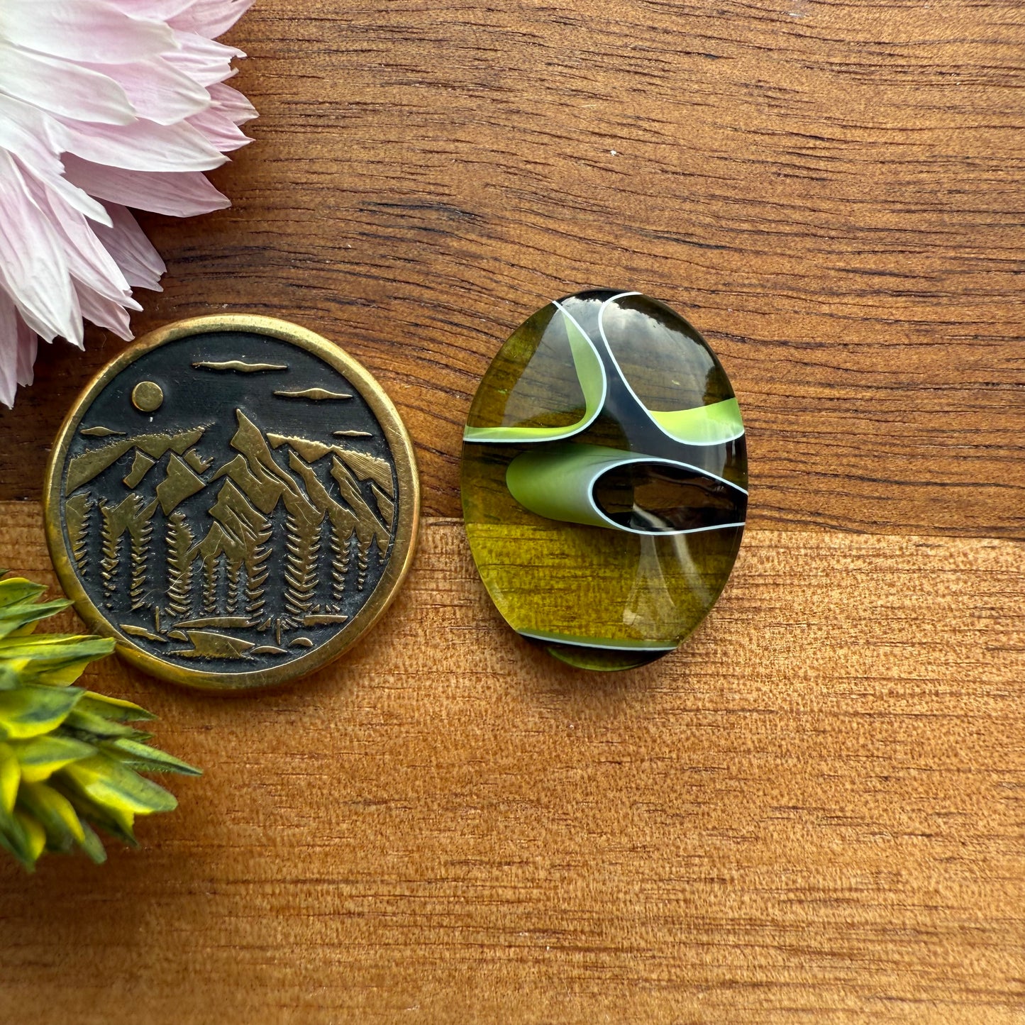 Acrylic Cabochon - approx. 20 x 15 x 4.3 mm
