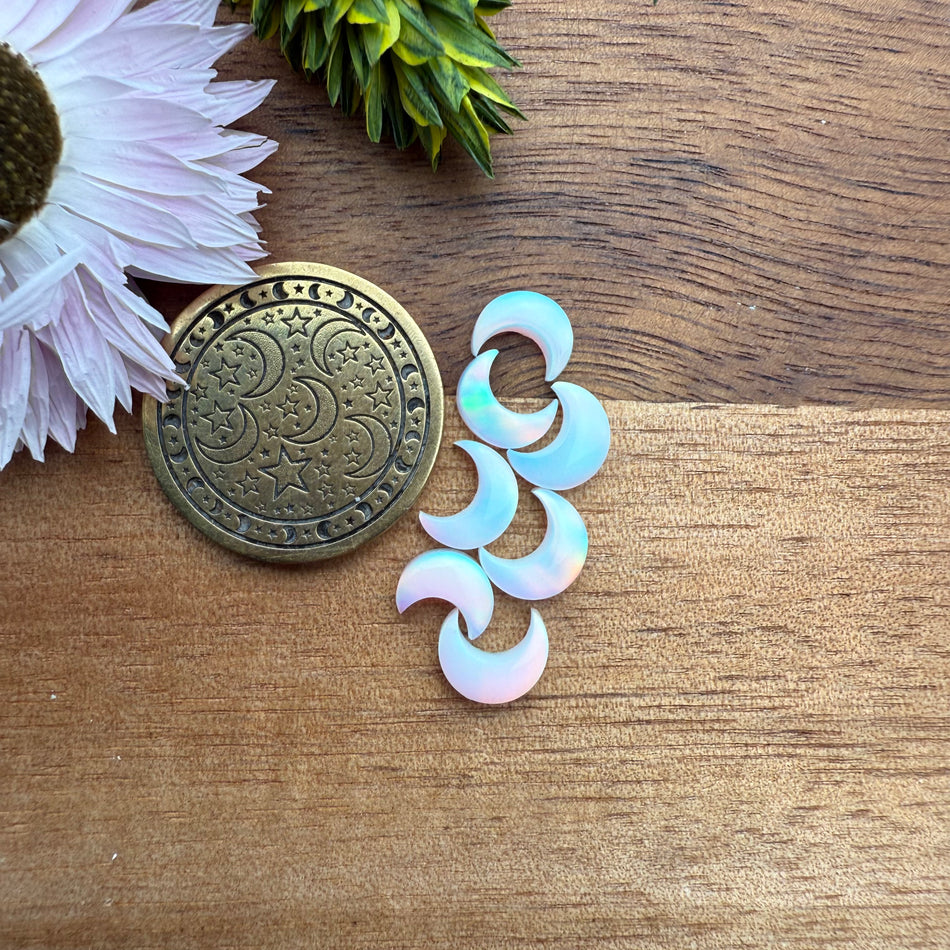 Aurora Opal Cabochon - approx. 5 x 7 mm
