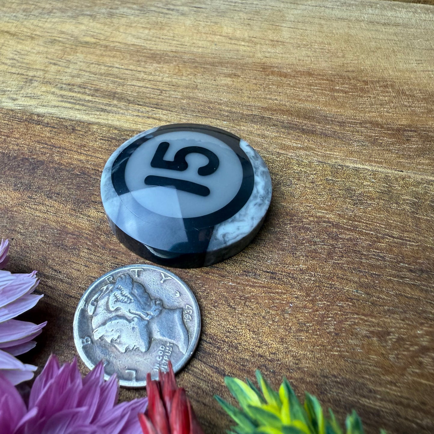 Pool Ball Cabochon - approx. 27 x 27 x 8 mm